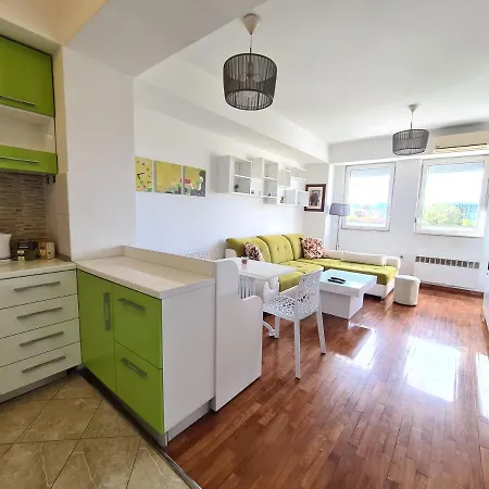 Atena - Modern, Cozy & Bright 1br Free Parking Skopje