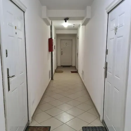 Atena - Modern, Cozy & Bright 1br Free Parking Apartment Skopje